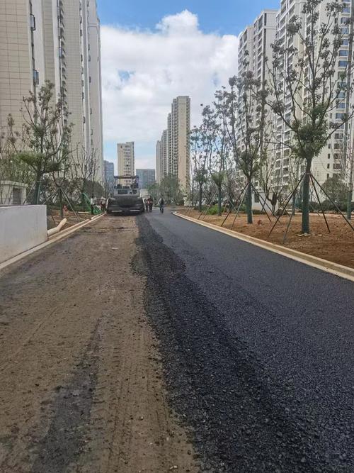 寧波友佳瀝青工程 市政道路瀝青施工的專業解決方案